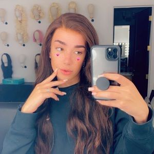 Meet your Posher, Clay